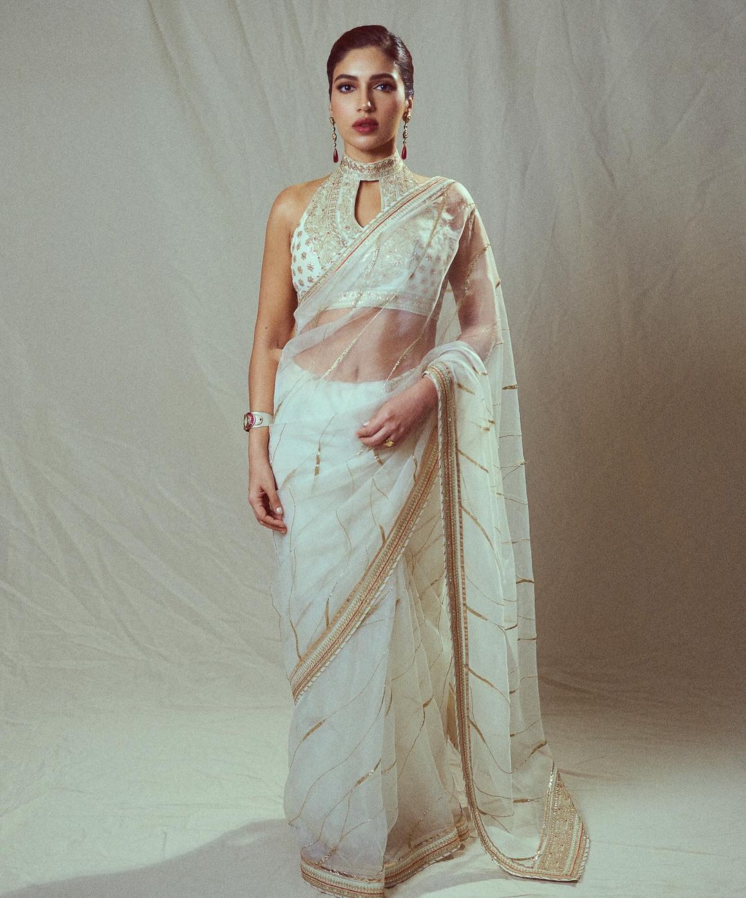 Women's Designer White Golconda Priyal Saree | Gopi Vaid