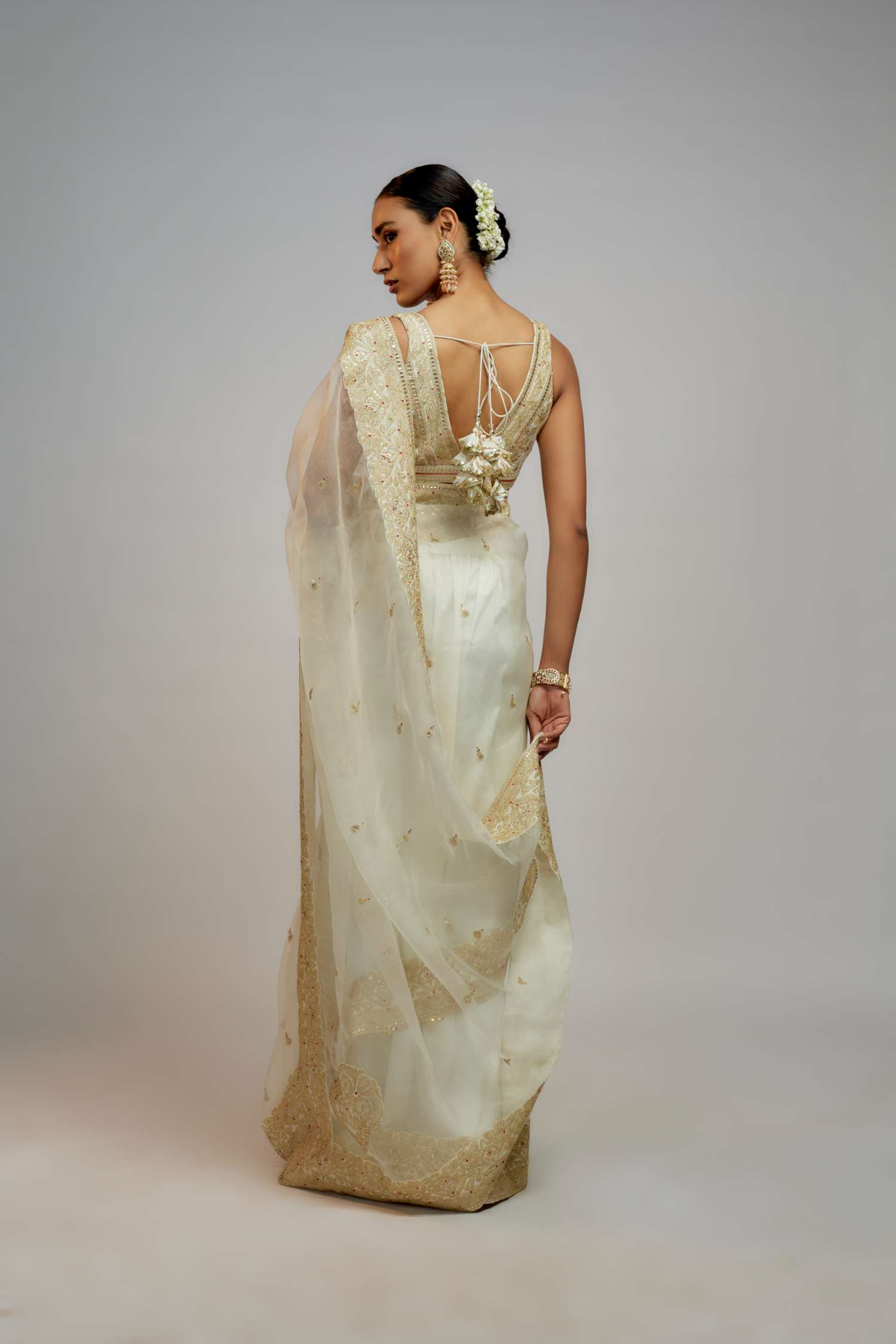 White Golconda Maahi Organza Saree Set- back view