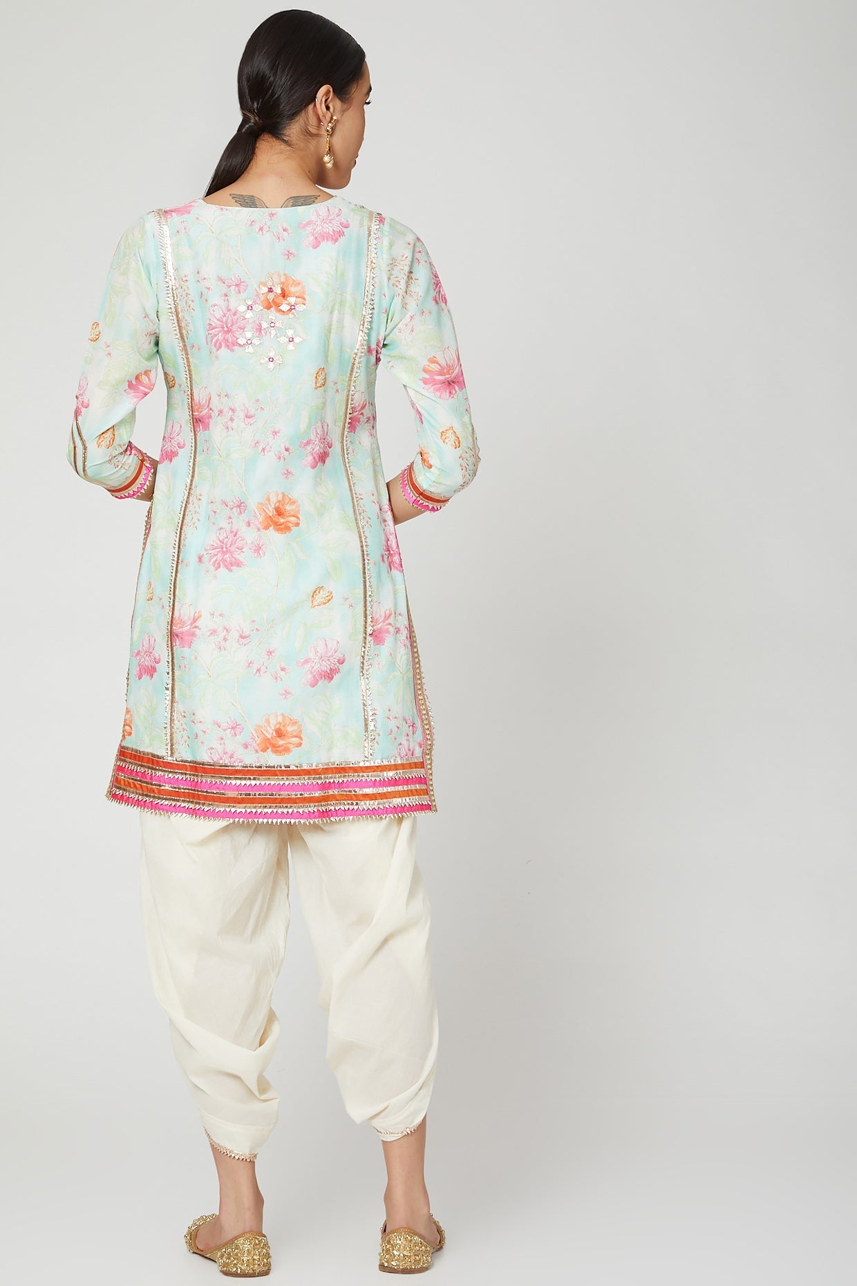 Utsav Short Length Floral Printed Kurta Set | Gopi Vaid