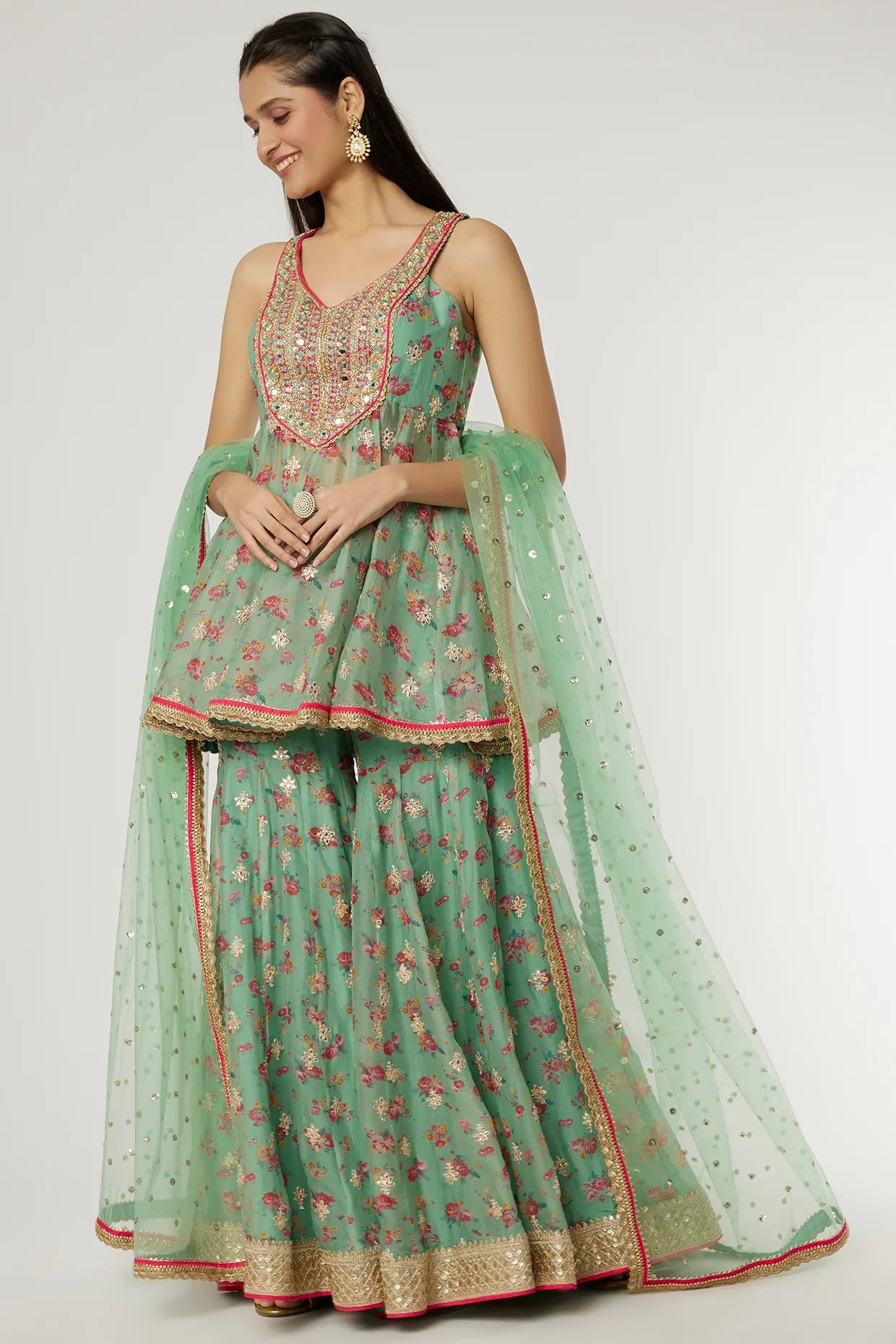 Nargis Sleeveless Garara Set