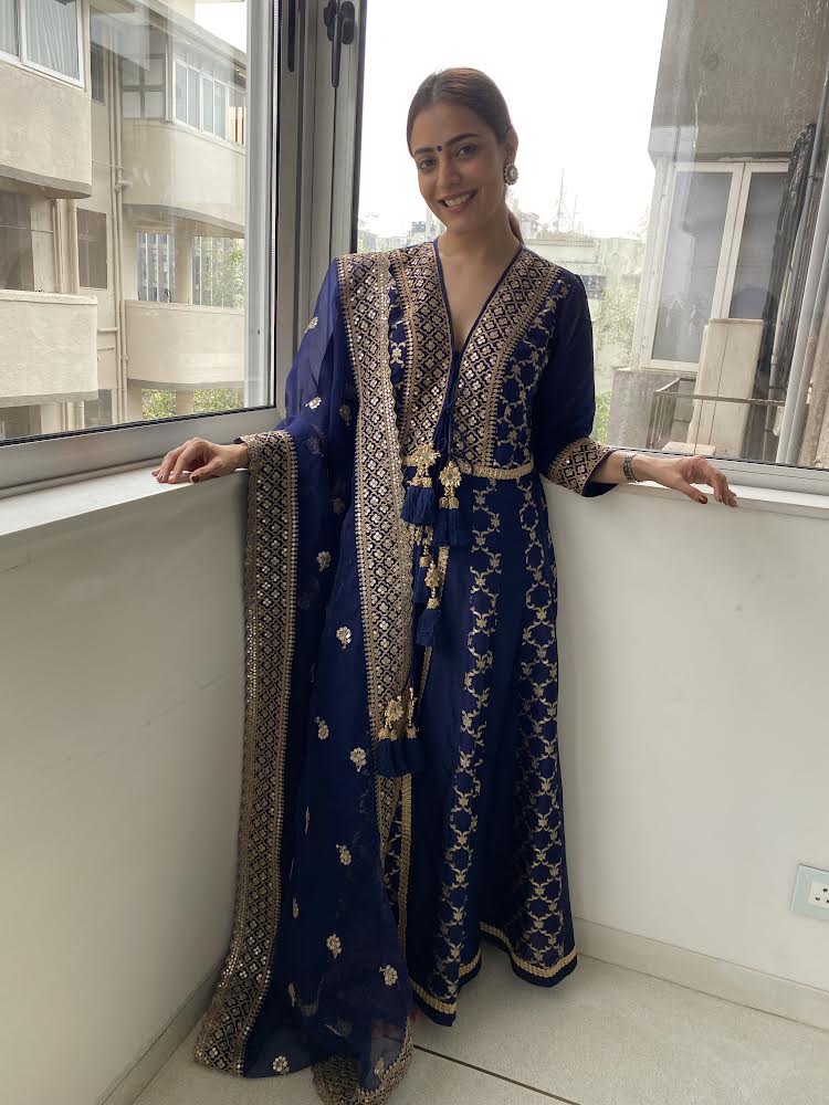 Nisha Aggarwal in Marigold Brocade FO with Sharara