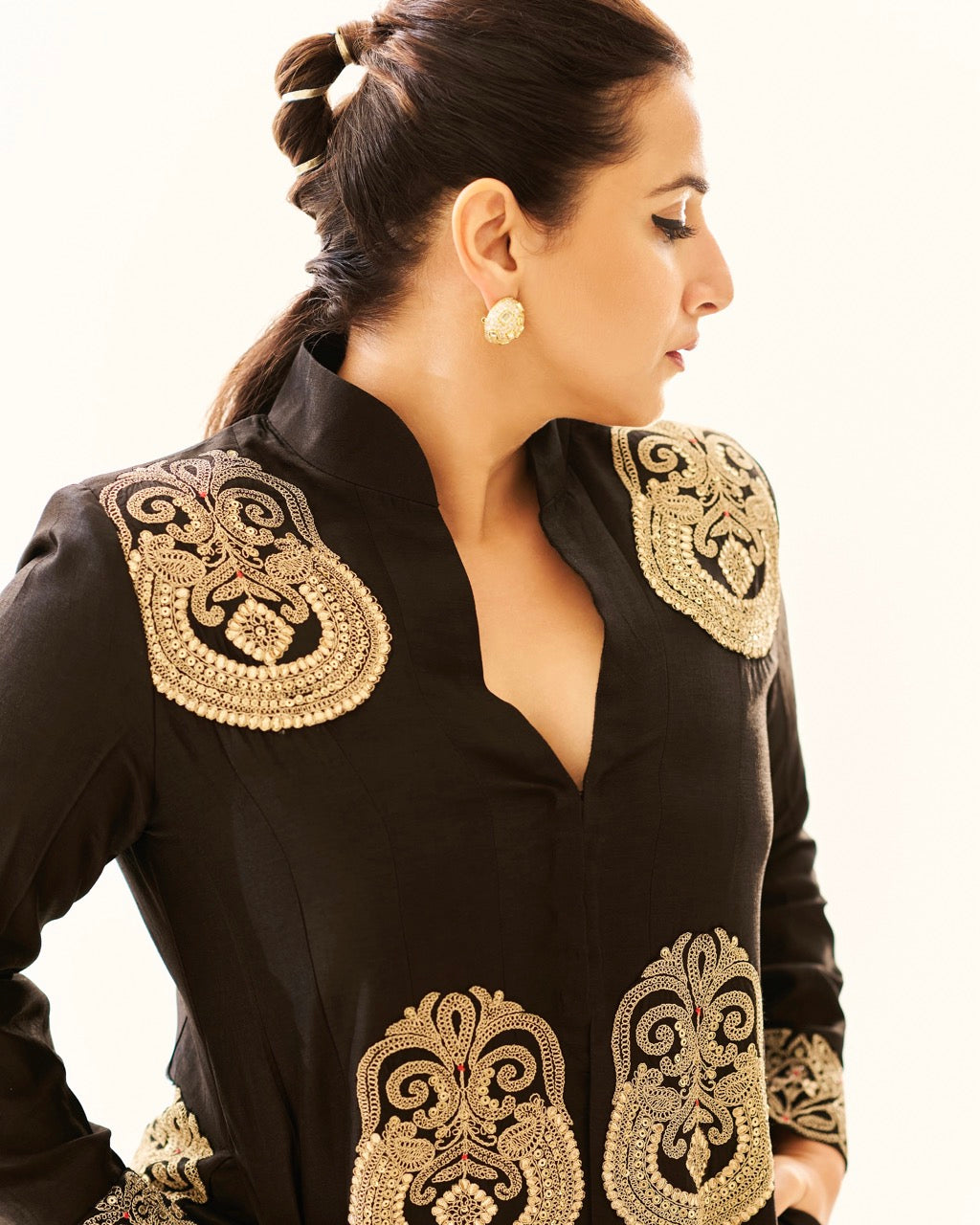 Black Embroidered Golconda Aadhya Jacket Set