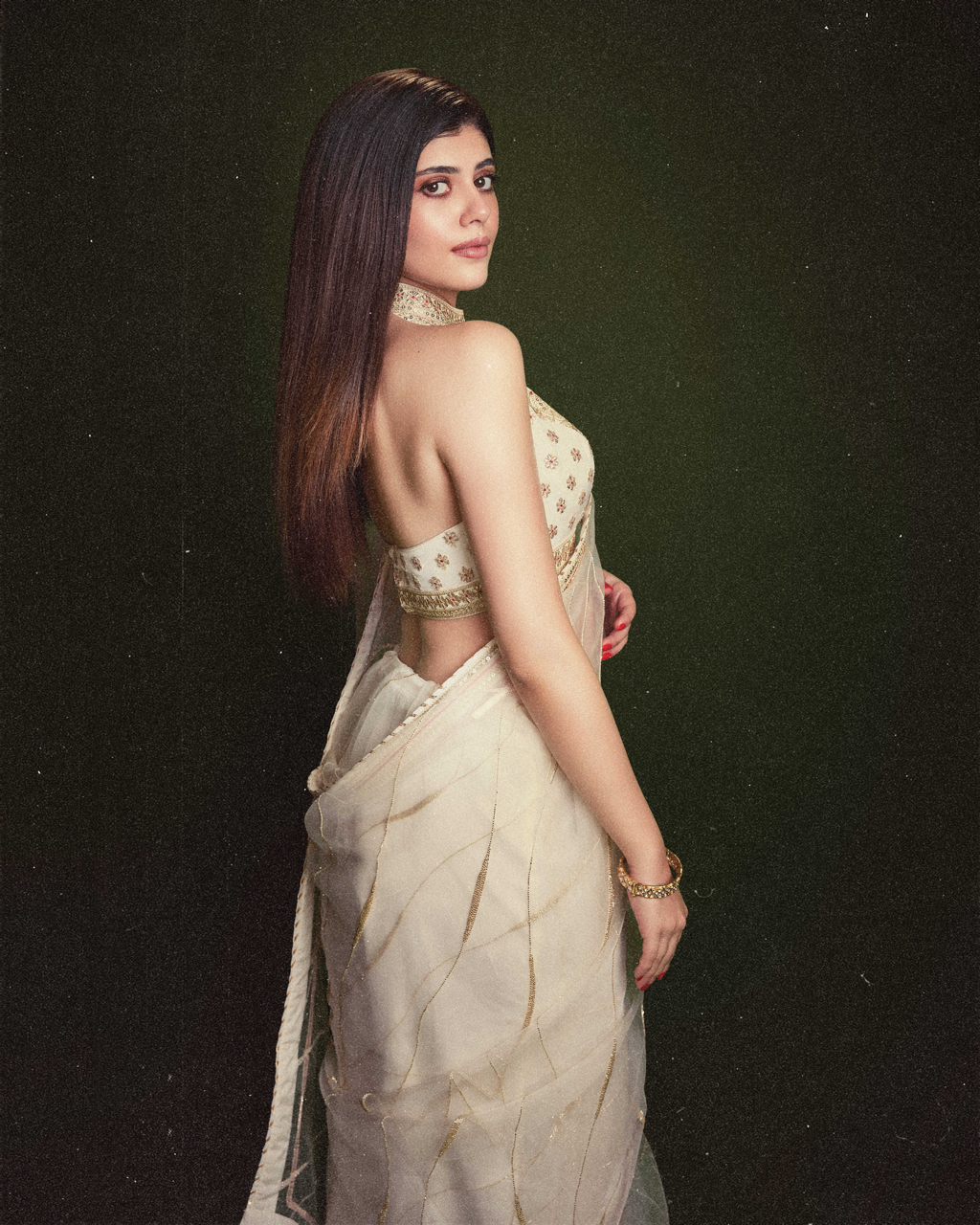 Sanjana Sanghi in  Golconda Priyal saree set